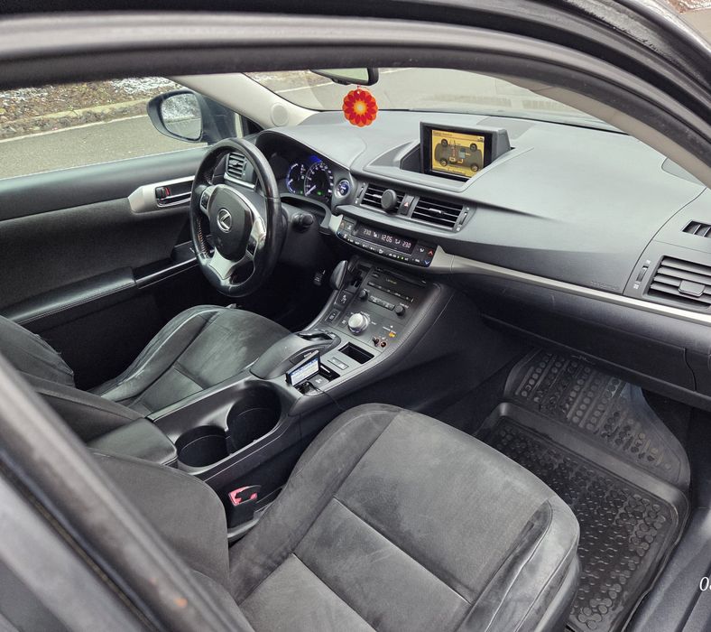 Vand Lexus CT 200 h
