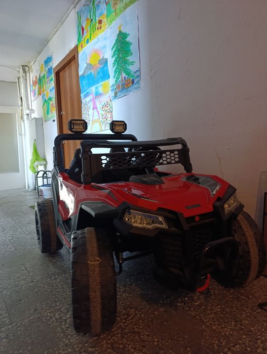 Акумулаторен джип детски голям