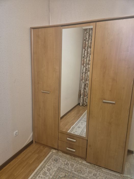 Шифонер трехстворчатыйпродам