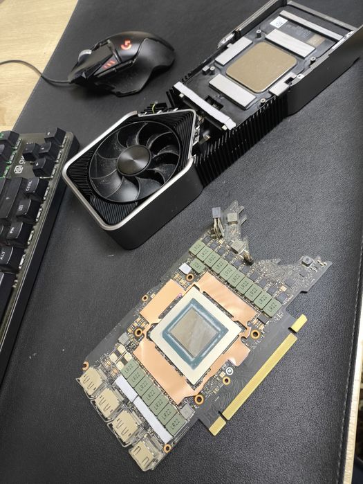 NVIDIA RTX 3080 Founders edition 10Gb