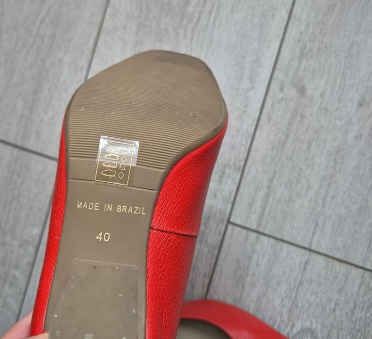 Pantofi decupați Epica, măr.40