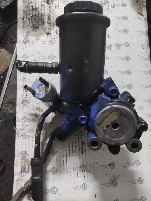Насос гидроусилителя руля
