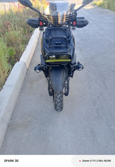 Tank suzuki bshue