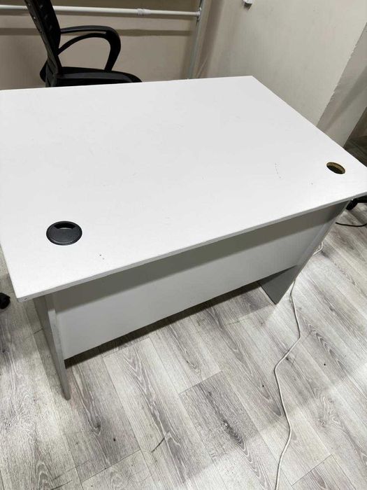 Продам офисную мебель