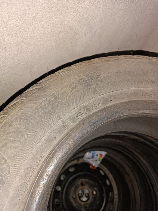 Продам зимние шины