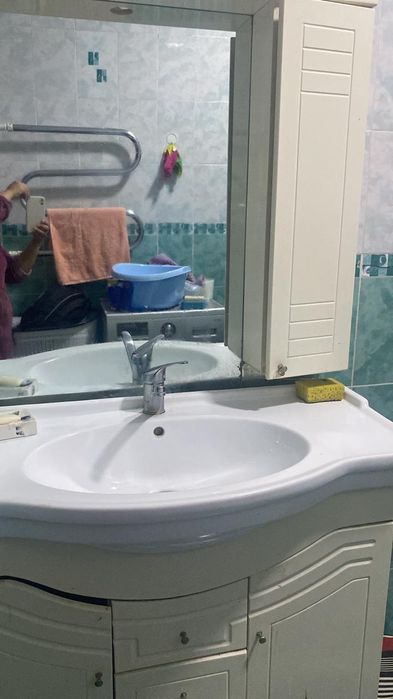 Раковина зерколо шкаф