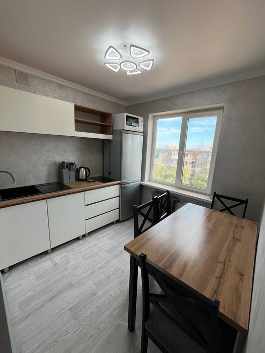 Сдаётся 2-х  комнатная квартира