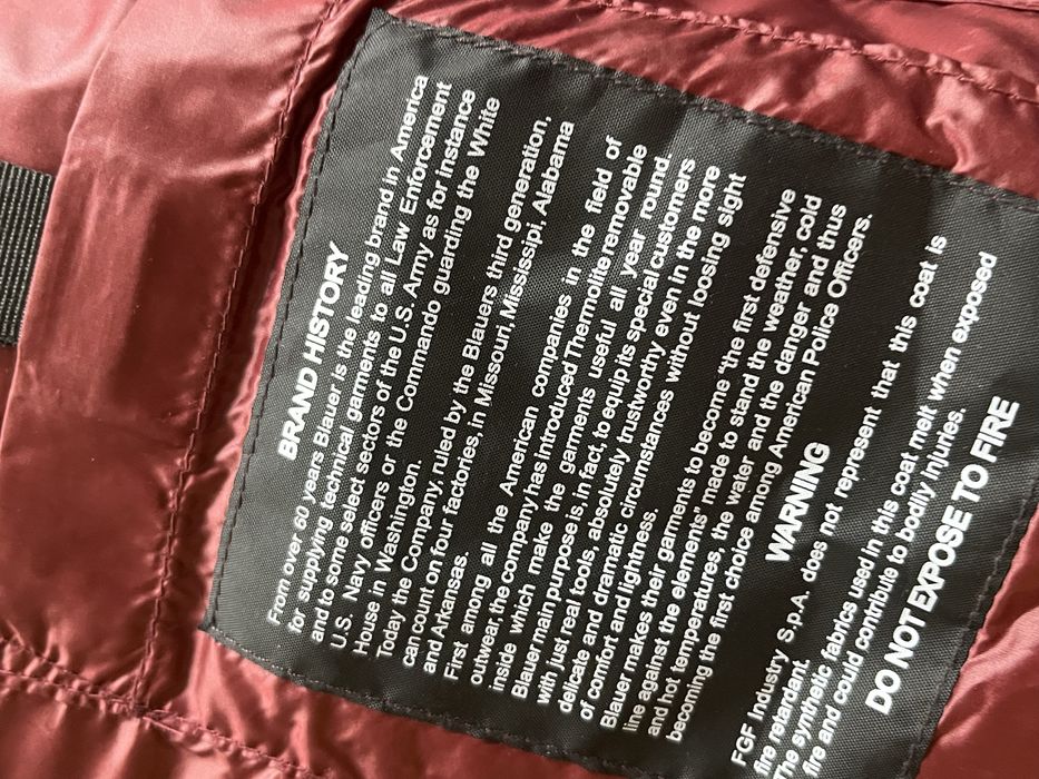 BLAUER : НОВО яке с пух размер XS / Оригинал