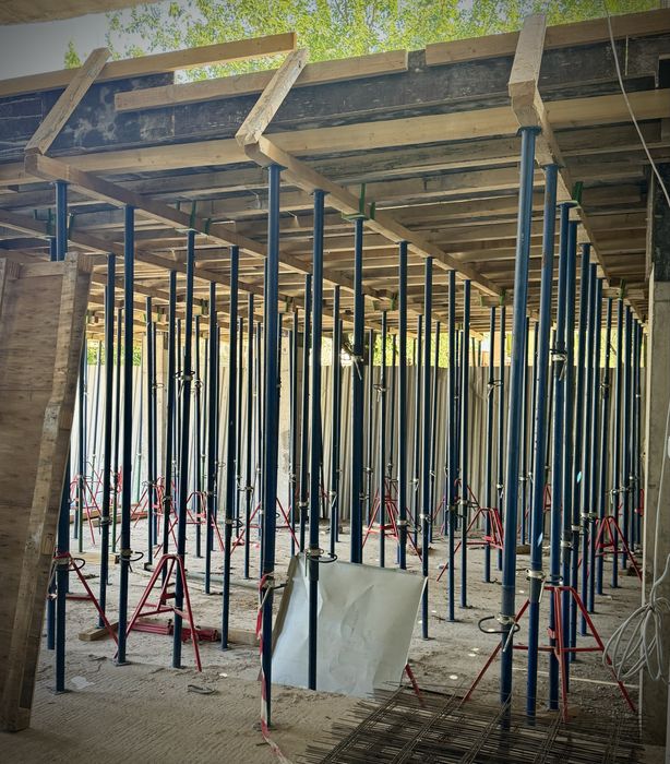 Monolit Teleskopuk stoyka arenda drak damkrat (Монолит стойка) дамкрат