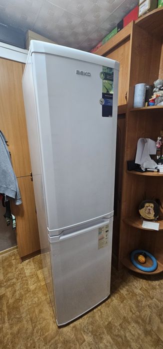 Продам холодильник Beko