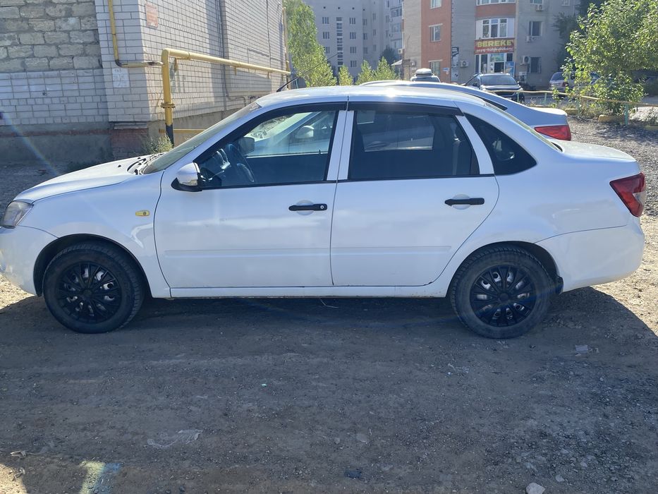 Ваз Lada Granta 21901