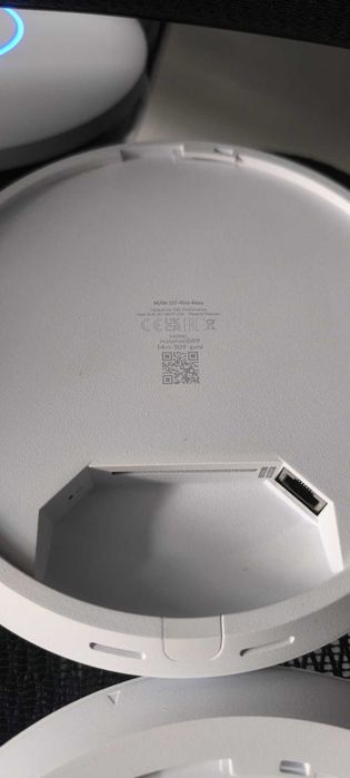 Ubiquiti UniFi U7 Pro Max
