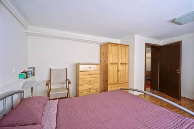 Продава се Двустаен апартамент в София, Оборище - 55 кв.м за 3091 €/кв.м - Снимка #3