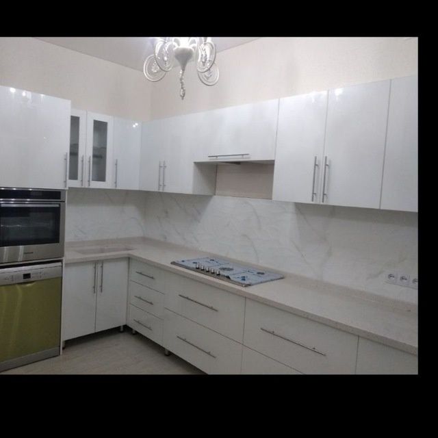 Kuxiniy mebelar na zakaz