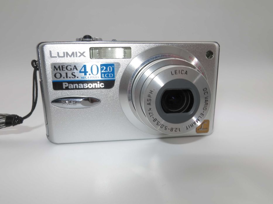 Lumix DMC FX2 - S ултра компактен цифров фотоапарат, дигитална камера с оптика Leica, пълен комплект, като нова - работи отлично!