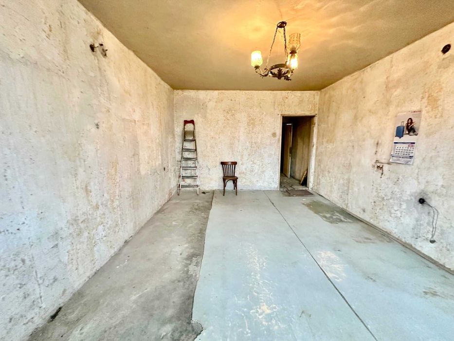 Продава се Едностаен апартамент в София, Захарна фабрика - 40 кв.м за 1020 €/кв.м - Снимка #1