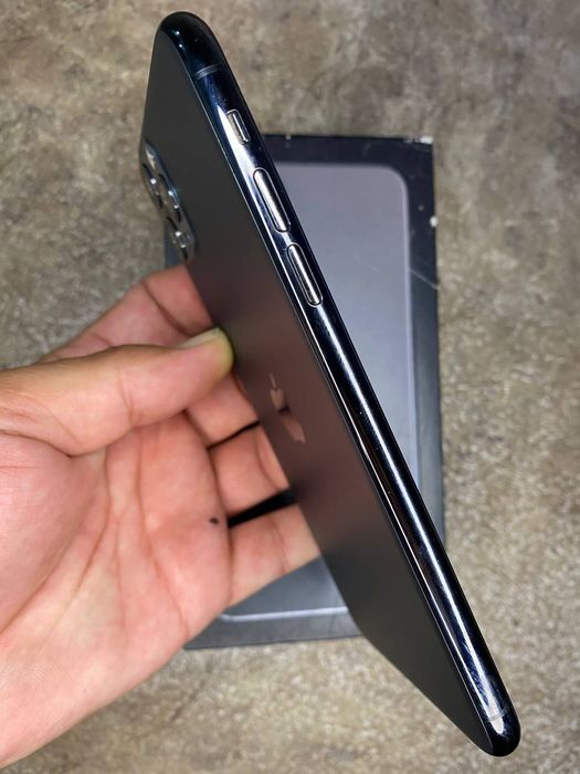 iPhone 11 Pro Max 64GB karobka dok