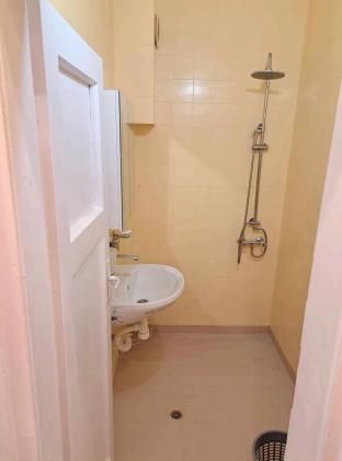 Дава се под наем Тристаен апартамент в София, Център - 100 кв.м за 650 € - Снимка #9