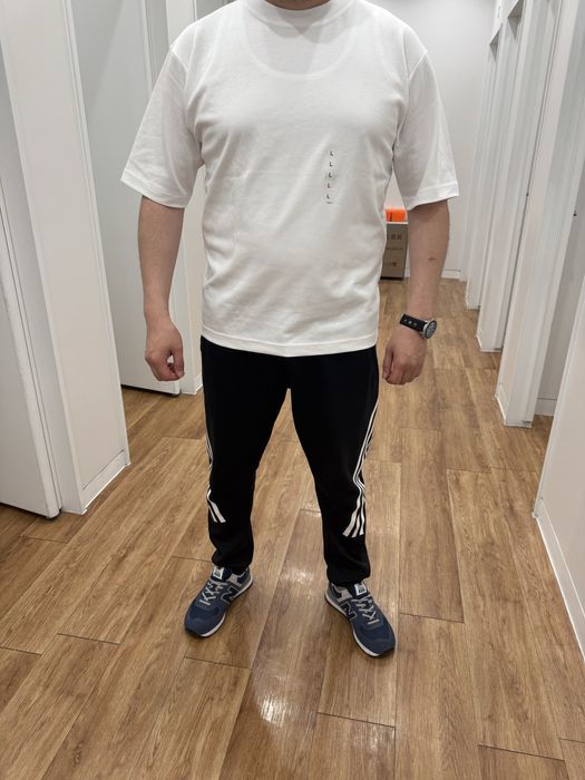 Футболки Uniqlo