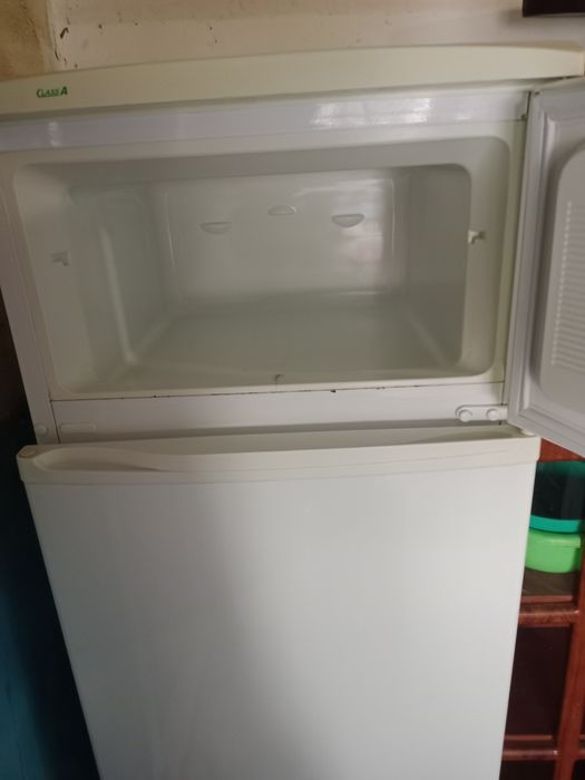 Продам холодильник б/у в отличном состоянии