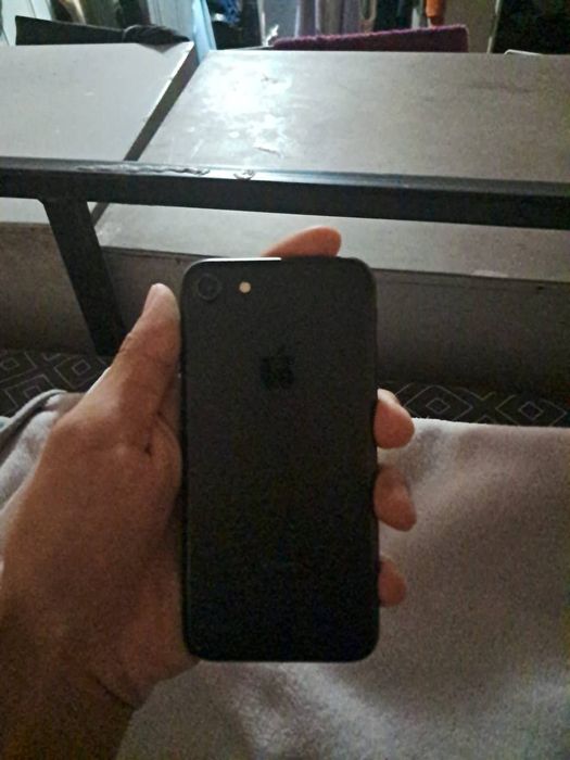 Aiphone 7 обмен или продажа