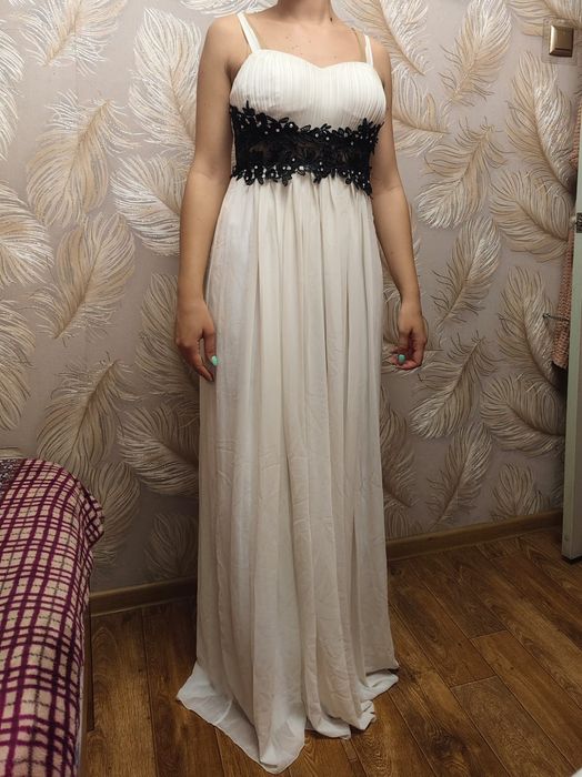 Платье белое в пол на высоких девушек