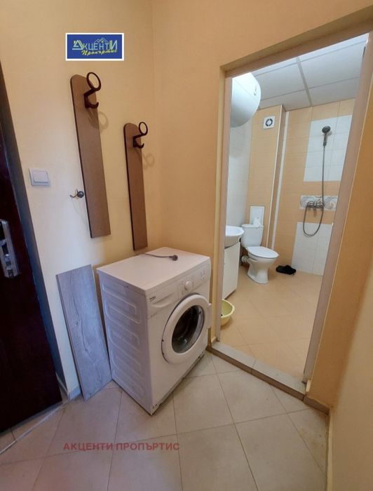 Продава се Едностаен апартамент в Велико Търново, Център - 45 кв.м за 1587 €/кв.м - Снимка #3