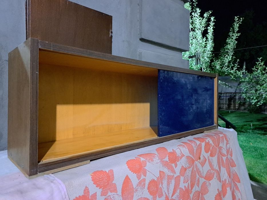 Журнальный столик и полочка