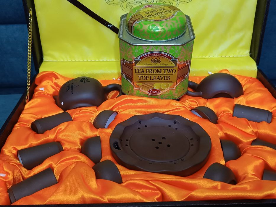 Редкий чайный набор .