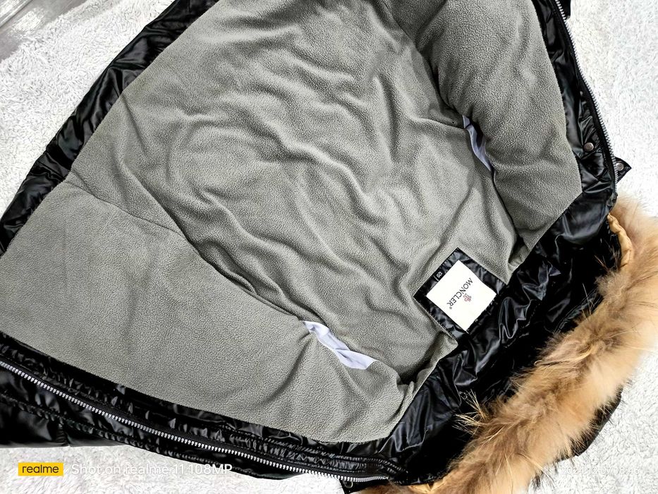 Куртка Монклер на 5-7 лет