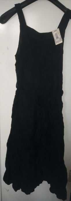 Rochie Noua de la Sisley , model foarte frumos