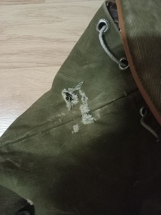 Rucsac vechi, raniță 1978 kaki ,curele piele
