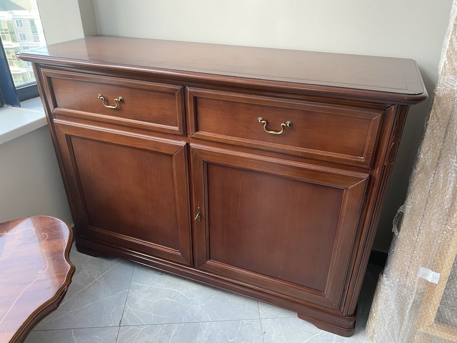 Продам офисную мебель!