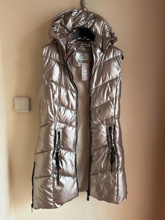 Яке без ръкави, пух, производител Испания