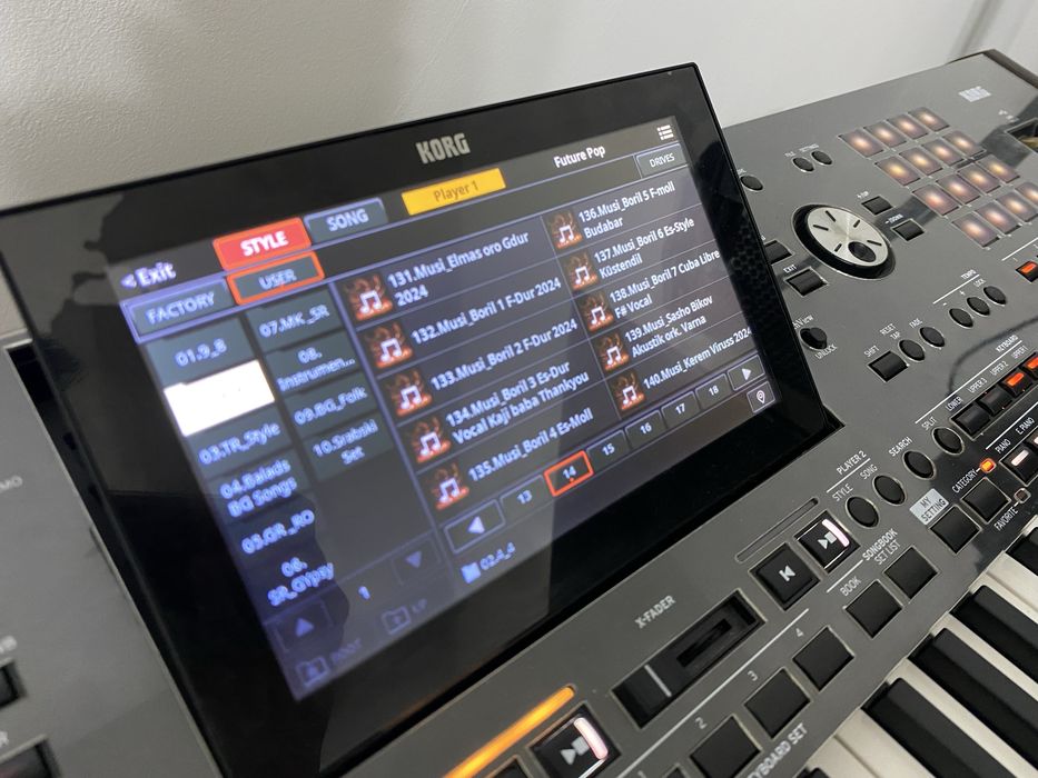 Продавам Korg Pa5X + бонуси