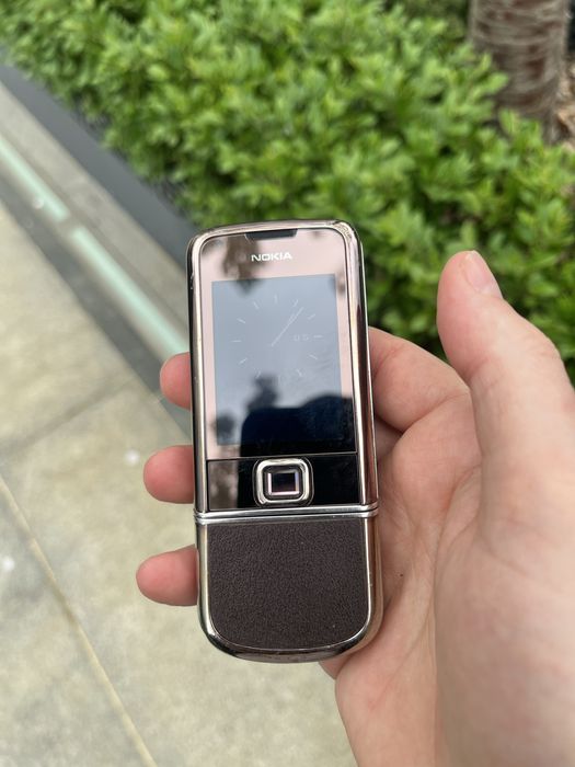 Nokia 8800 saphire art