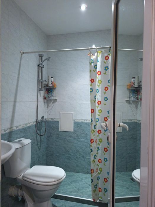 Дава под наем 2-стаен апартамент в жк. Красна Поляна до пица Доминос