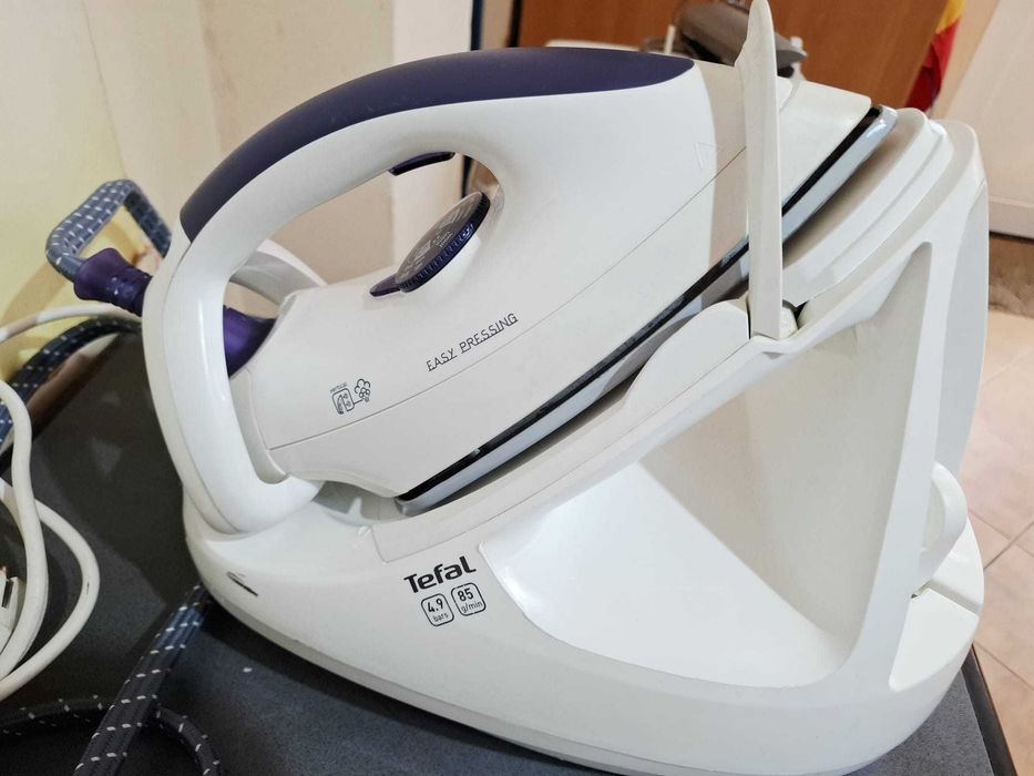 Statie de calcat Tefal Easy Presing