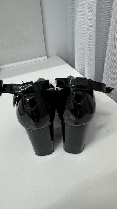 Изящние , красивые . Дешево