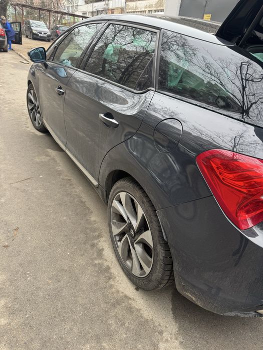 Citroen Ds5  2.0hdi ,Seat altea 2000 automat