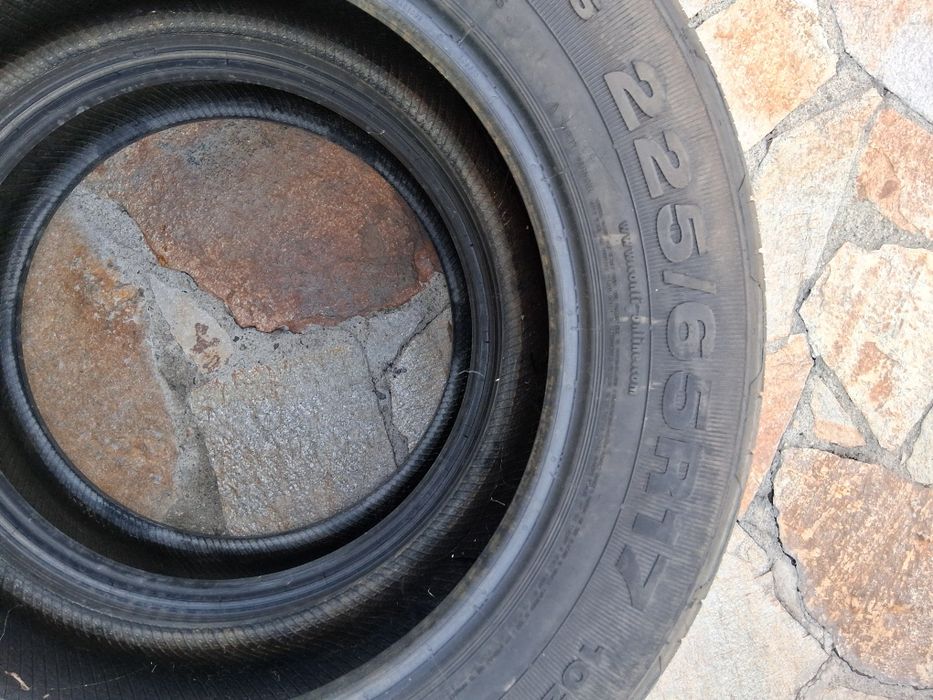 225 65 17 Continental Contact 4×4