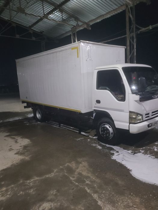 Isuzu.      2014