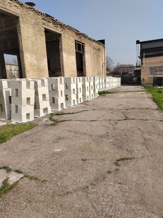 Чирчик шахрида сотувда Пенаблоклар бор