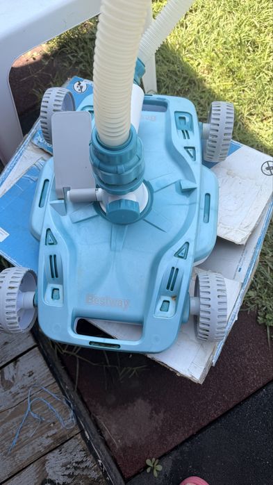 Robot aspirator piscina bestway aquadrift