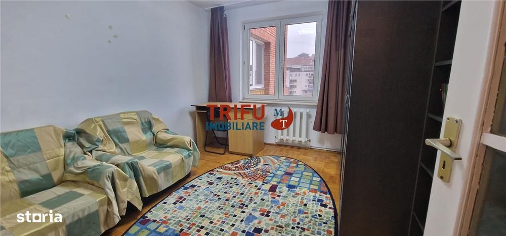 Apartament 4 camere de inchiriat zona Centru
