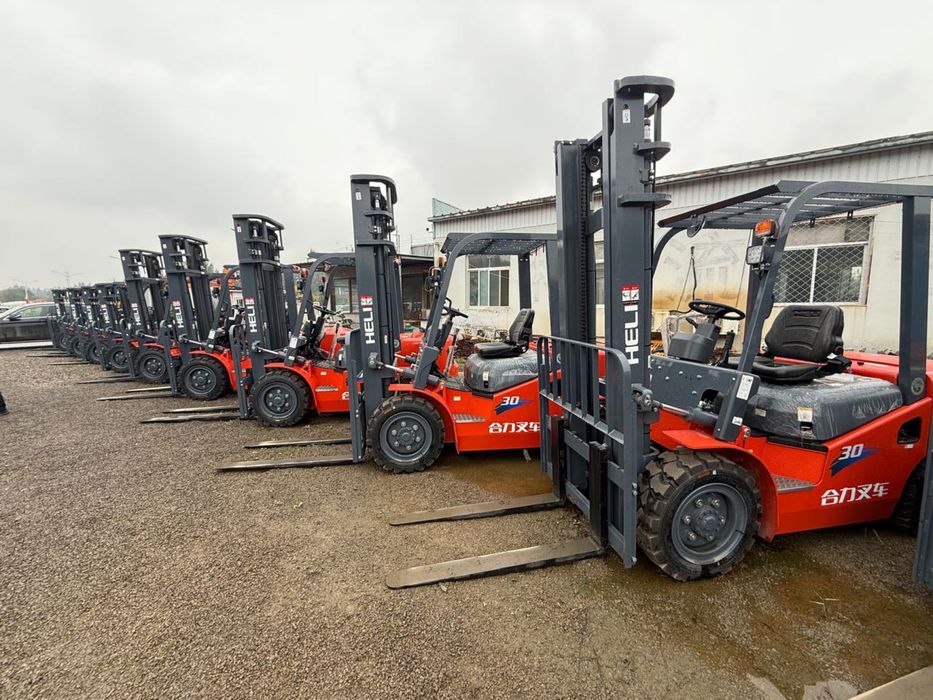 Вилочный погрузчик