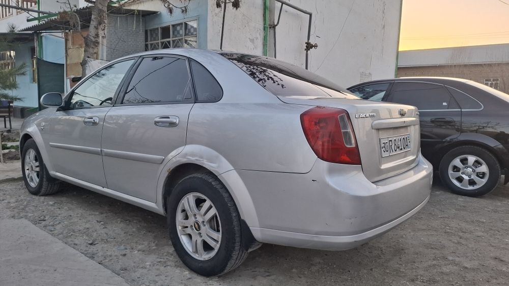 Lasetti 1.6 avtomat 2013