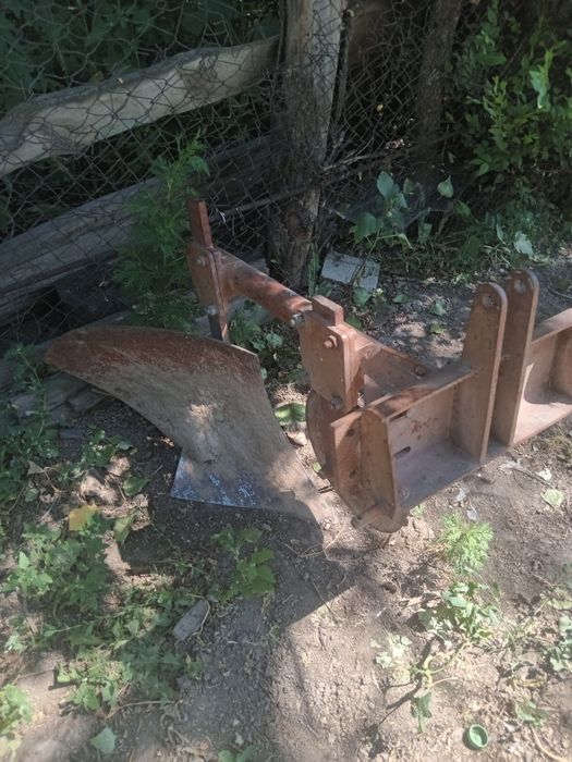 Прадам трактор кмз 012