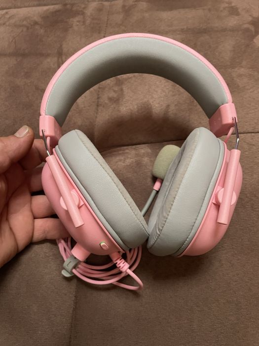 Гайминг слушалки Razer розови