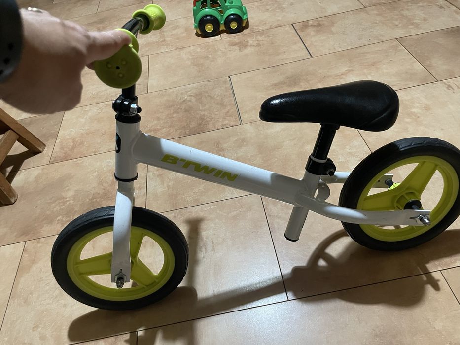 Bicicleta de echilibru